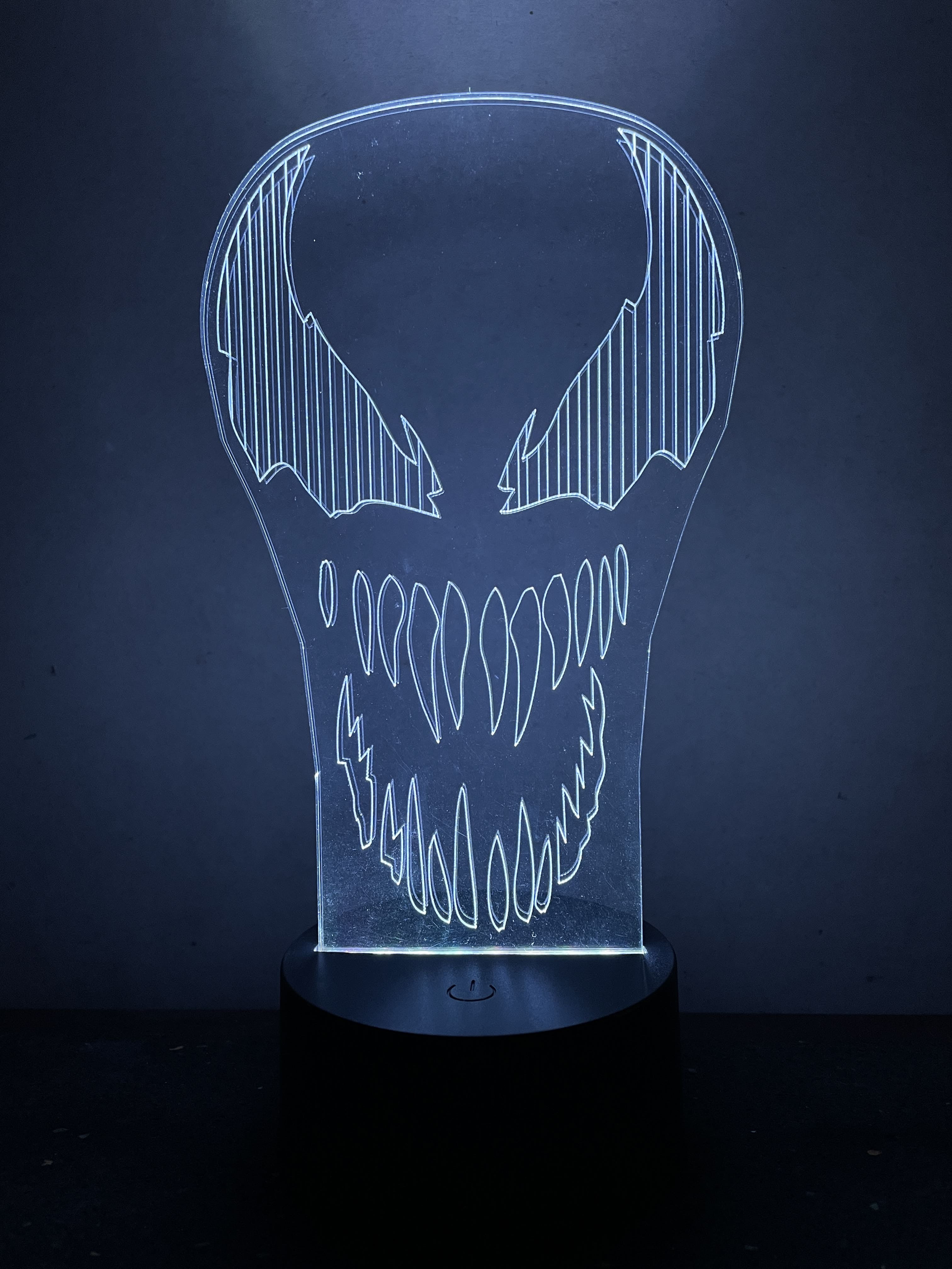 Venom Led Lampa